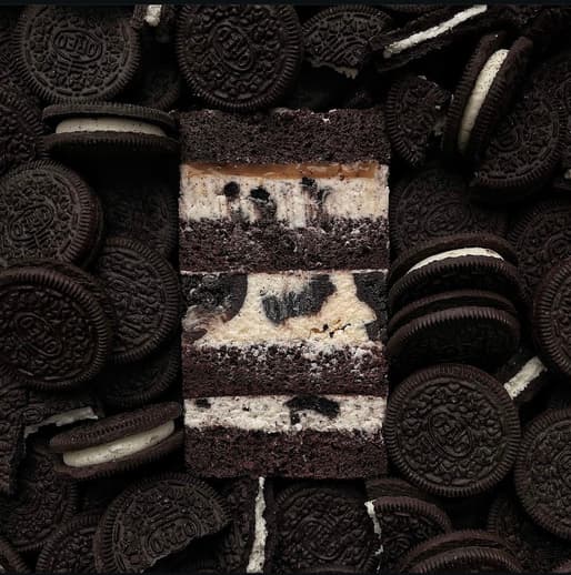 Cross-section of Oreo 2.0 cake